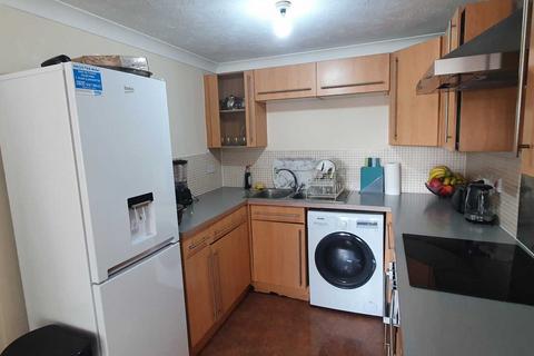 2 bedroom flat for sale, Glan Rhymni, Cardiff