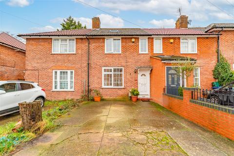 2 bedroom terraced house for sale, Harp Road, London