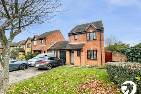 3 bedroom detached house to rent, Scholey Close, Halling, Rochester, ME2