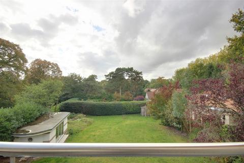 5 bedroom detached house for sale, Sands Lane, Elloughton