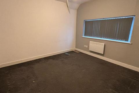 2 bedroom house to rent, Lowe Avenue, Wednesbury