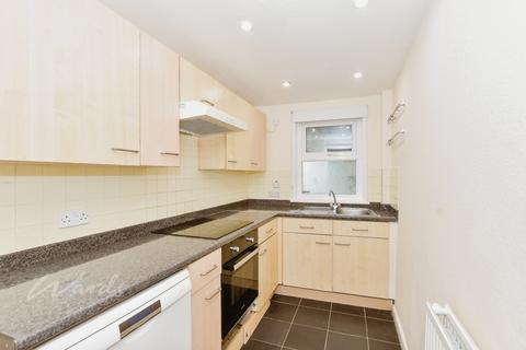 3 bedroom terraced house to rent, Norman Road Tunbridge Wells TN1