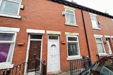 2 bedroom terraced house to rent, Patey Street, Manchester, M12