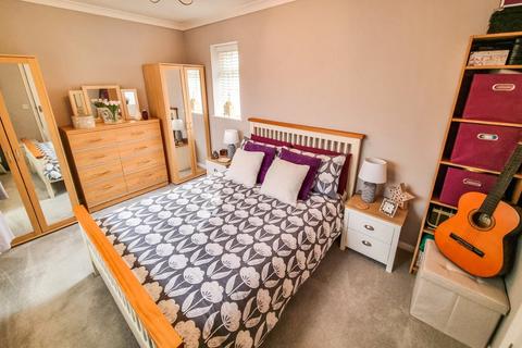 undefined, Alder Close, Guildford Surrey GU12