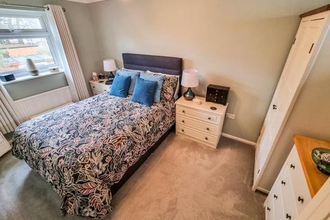 undefined, Alder Close, Guildford Surrey GU12