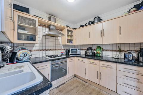 5 bedroom end of terrace house for sale, Montacute Road, Catford, London, SE6