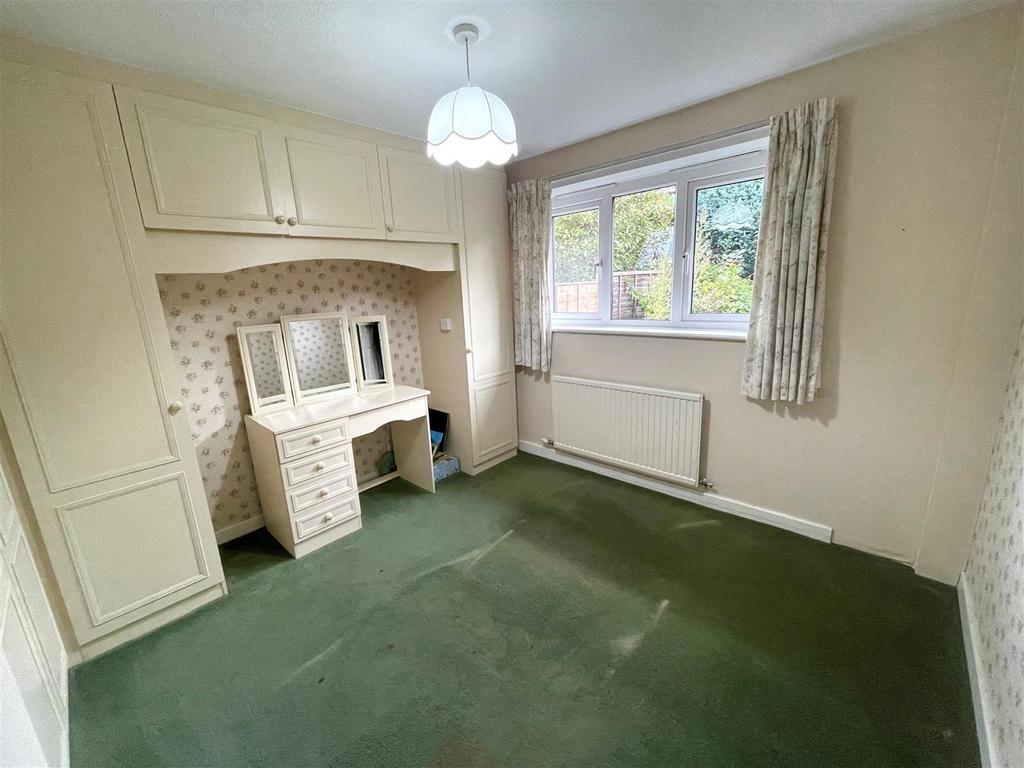 BEDROOM.jpg