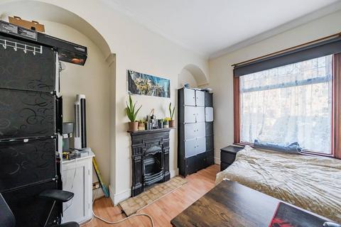 23 The Drive, Thornton Heath, CR7 8LB
