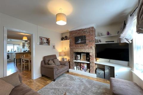 2 bedroom terraced house for sale, Antrobus Street, Congleton