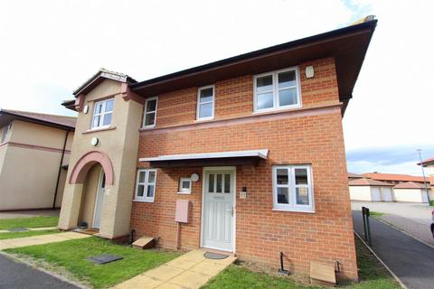 2 bedroom semi-detached house to rent, Hunt Mews, Darlington