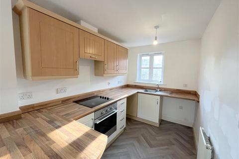 2 bedroom semi-detached house to rent, Hunt Mews, Darlington