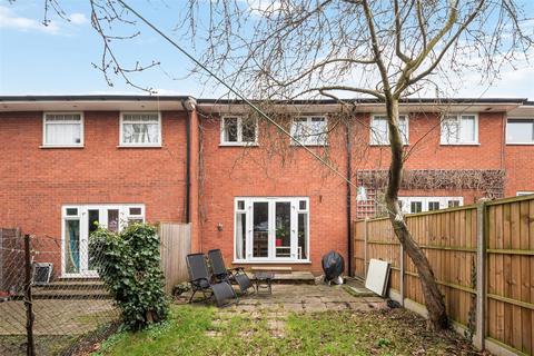 7 Rectory Close, London, SW20 9DQ