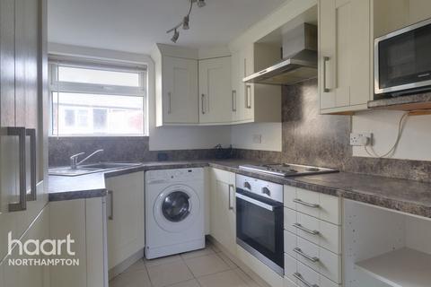 2 bedroom terraced house to rent, Beaconsfield Place, Northamptonhire