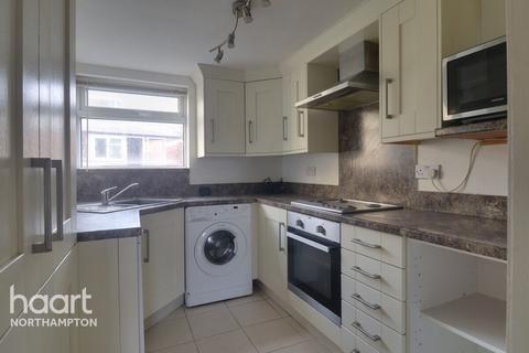 2 bedroom terraced house to rent, Beaconsfield Place, Northamptonhire