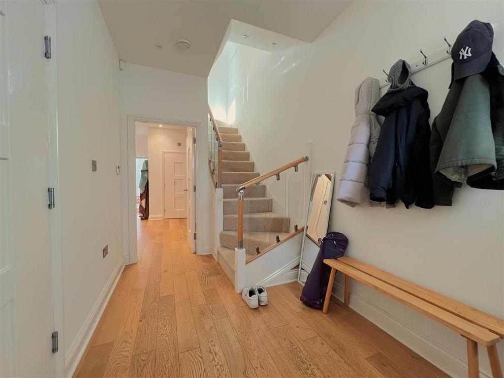 Hall.jpg