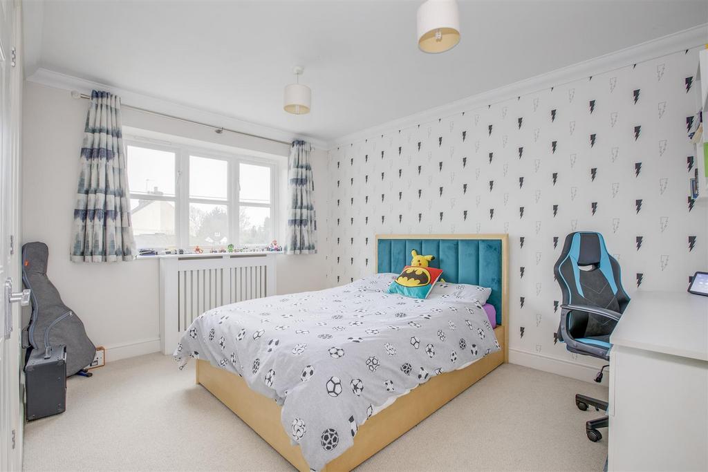 2 Hollybrook Way, HP13 7 GW-8.jpg