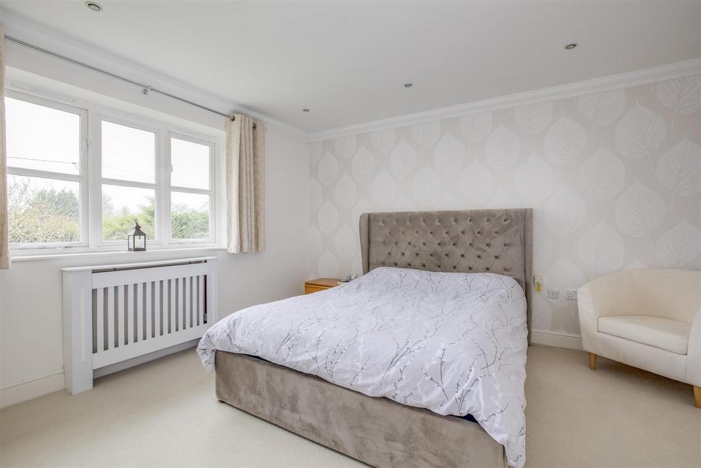 2 Hollybrook Way, HP13 7 GW-4.jpg