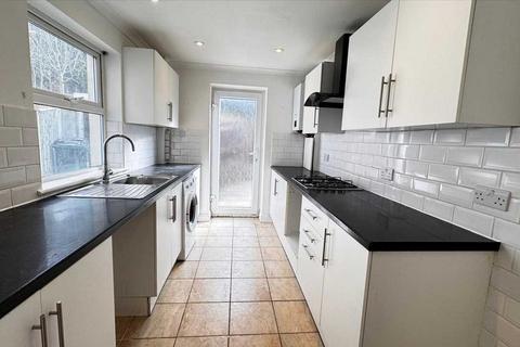 3 bedroom house to rent, Mayfield Crescent, Brighton