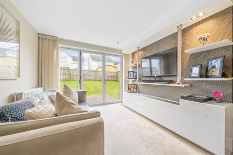 16 Archerfield Crescent, Newarthill, Motherwell, ML1 5FW