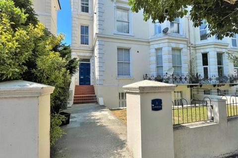 2 bedroom flat for sale, Clifton Road, Folkestone, CT20