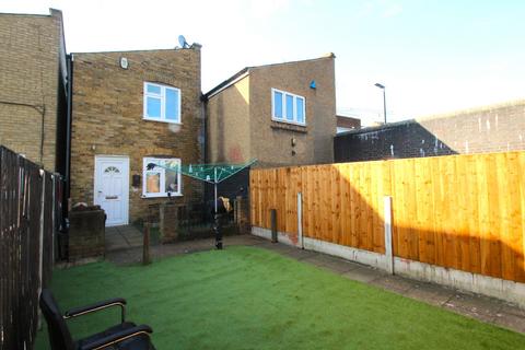 2 bedroom semi-detached house for sale, Rainham RM13