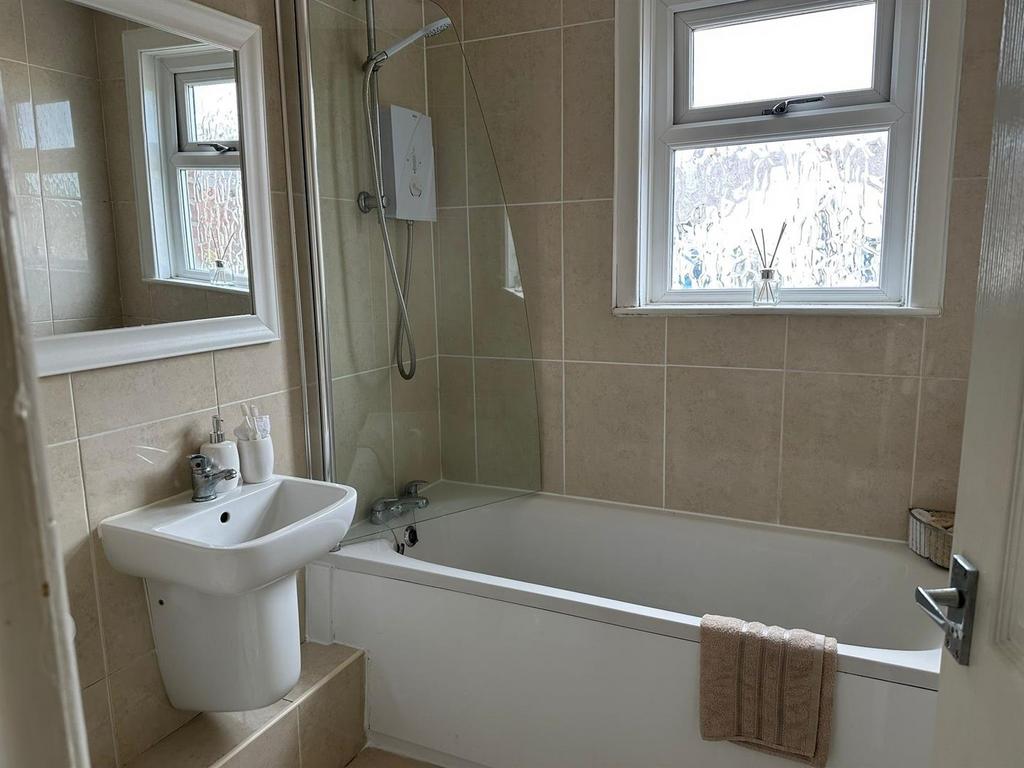 New bathroom.jpg