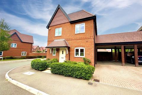 3 bedroom detached house for sale, Bingham Drive, Wokingham, Berkshire, RG40