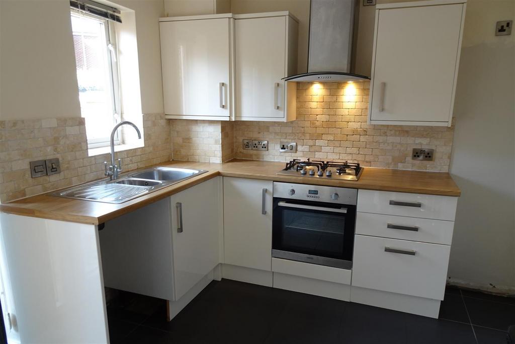 Fitted breakfast kitchen