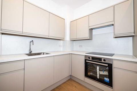 1 bedroom flat for sale, Wraik Hill, Whitstable, CT5