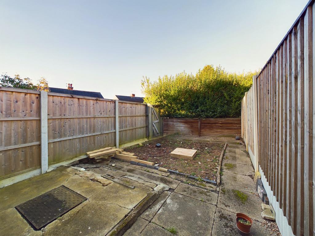 Rear Courtyard Garden