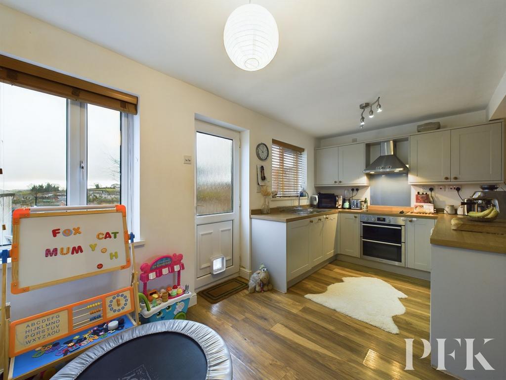 Kitchen/Dining