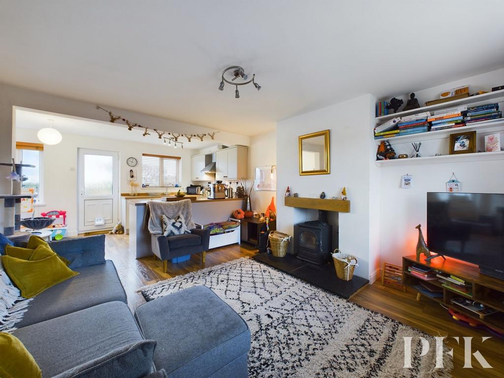 Living Room/Dining/Kitchen