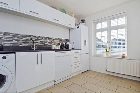 31 Barnes Way, Herne Bay, CT6 6RQ