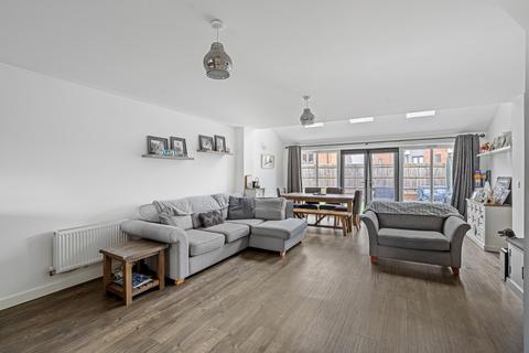 3 bedroom semi-detached house for sale, Conrad Mews, Gravesend DA11