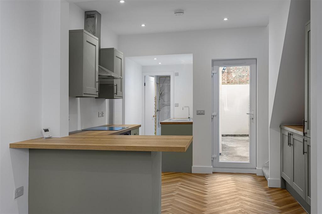 15 Bismarck Street 22.jpg