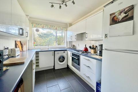 2 bedroom apartment for sale, Dean Park Road, Dean Park, Bournemouth, BH1