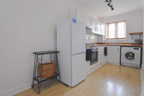 1 bedroom apartment for sale, Ayling Court, Farnham, Surrey, GU9