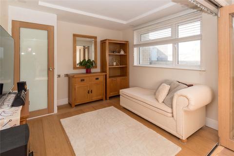 20, Beach Court Beach Road, Weston-super-mare, BS23 1BD