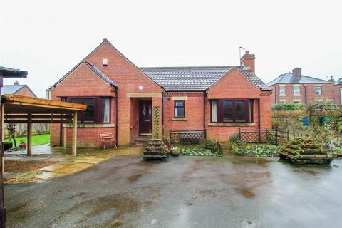 2 bedroom detached bungalow for sale, Calderstone Court, Wakefield WF4