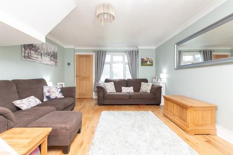 24 Conifer Drive, Chatham, ME5 8XL