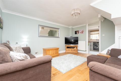 24 Conifer Drive, Chatham, ME5 8XL