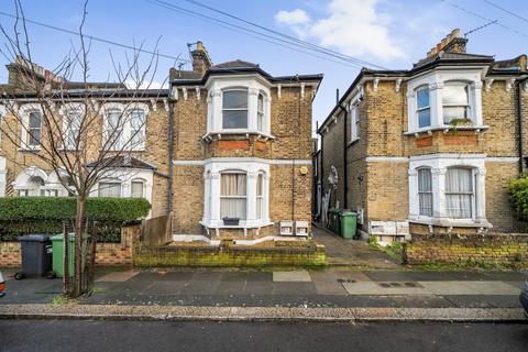115b Howson Road, London, SE4 2BB