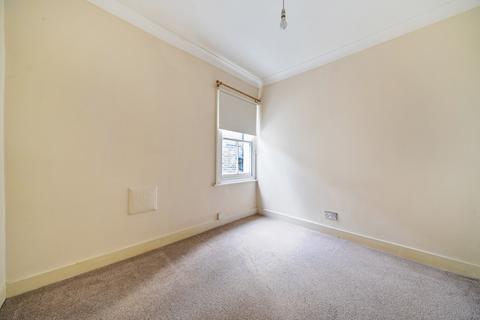 115b Howson Road, London, SE4 2BB