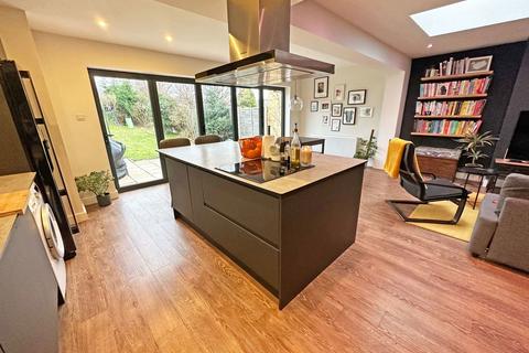 50 Dyas Road, Hollywood, Birmingham, B47 5LJ