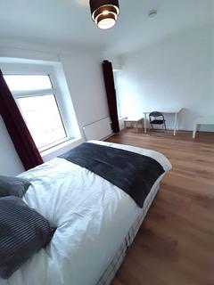 5 bedroom house to rent, Rhyddings Park Road, Brynmill, Swansea