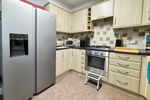 316 Leeds Road, Eccleshill, Bradford, BD2 3LQ