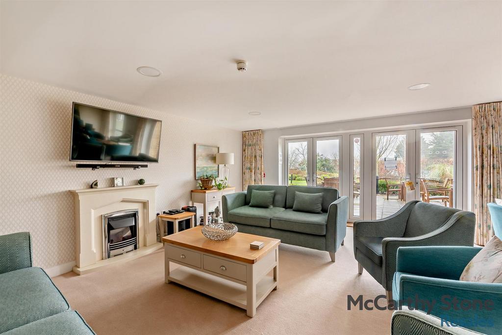 Homeowners Lounge