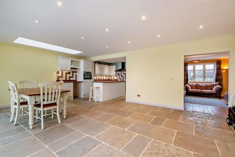 1 Glaston Road, Morcott, Oakham, LE15 9DL