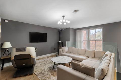 2 bedroom apartment for sale, Cavendish Place, Cavendish Road, Bowdon, WA14