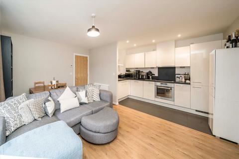 2 bedroom flat for sale, Clayponds Lane, Brentford TW8